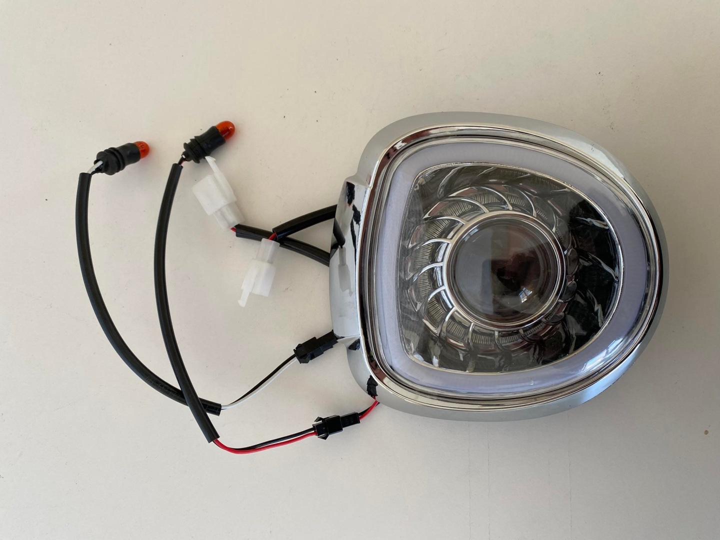 3079.jpg Фар + мигачи за триколка/скутер - Image 1