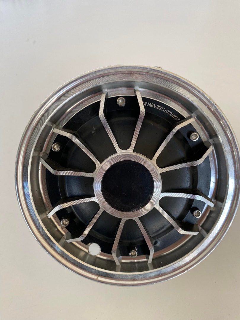 3114.jpg Мотор 48V 350W за електрическа триколка А3 с задно предаване - Image 1