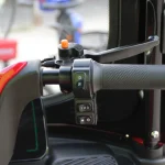 Триместна Електрическа Триколка MaxMotors X3 1800W - RED - Image 11