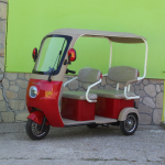 Електрическа триместна триколка Max Motors NEW GOLF RED