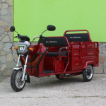 Електрическа триместна товарна триколка MaxiGo Pro, Red, 2000W, с възможност за регистрация – икономична и мощна!