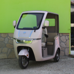 Триместна електрическа триколка Max Motors LUXURY BUS Ivori White - Image 2