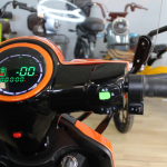 Електрическа Фамозна триколка с покрив MaXmotors FM1 1500W Orange - Image 4